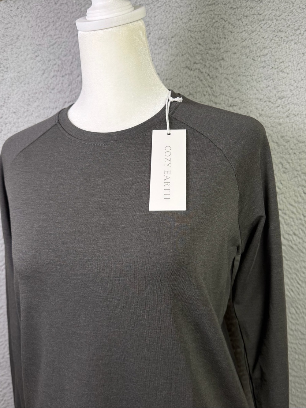NWT Cozy Earth Bamboo Ultra Soft Raglan Pullover Womens XS Charcoal Crew Neck
